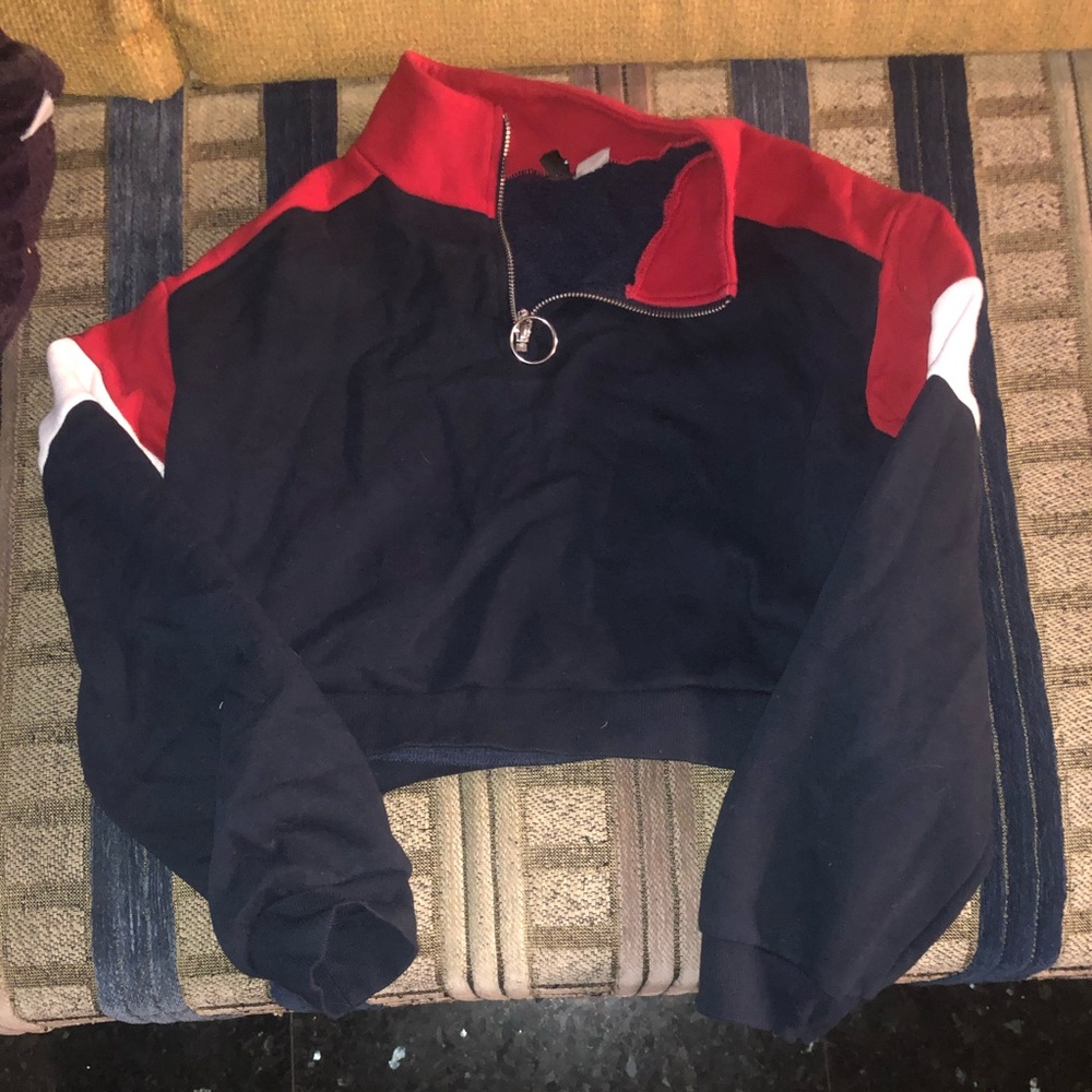 Cropped hoodie